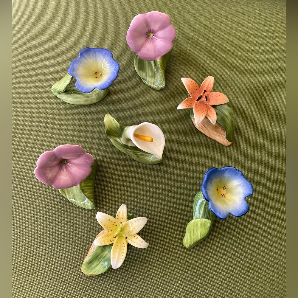 Vintage PIA Flower on Branch Napkin Ring Holders Bone China 7 Pieces